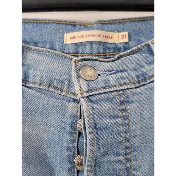 NWT Levi's Women's Ribcage High Rise Distressed Ankle Straight Jeans in 31 x 27 - Picture 2 of 8